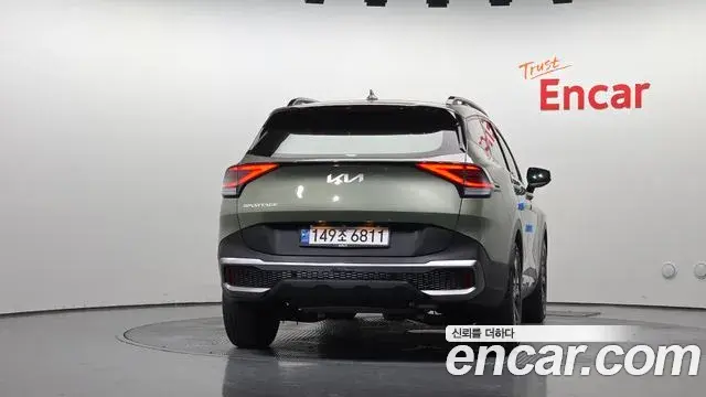 Kia Sportage 2021 — Фото 4/20