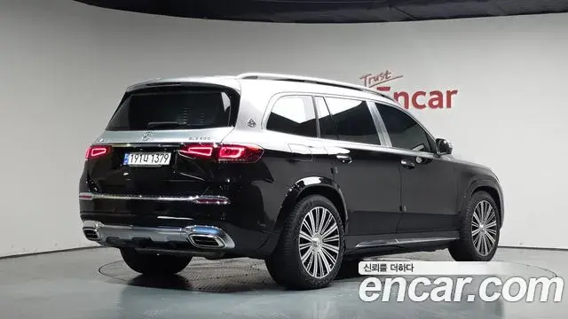 Mercedes-Benz GLS-Class 2023 — ფოტო 25/43