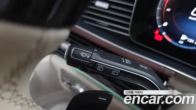 Mercedes-Benz GLS-Class 2023 — ფოტო 27/43