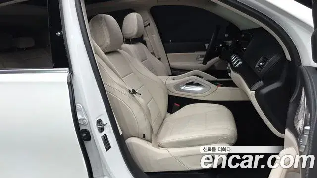 Mercedes-Benz GLE-Class 2026 — Фото 11/20