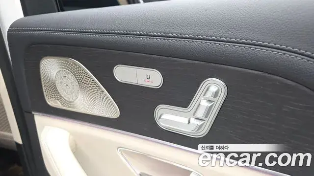 Mercedes-Benz GLE-Class 2026 — Фото 19/20
