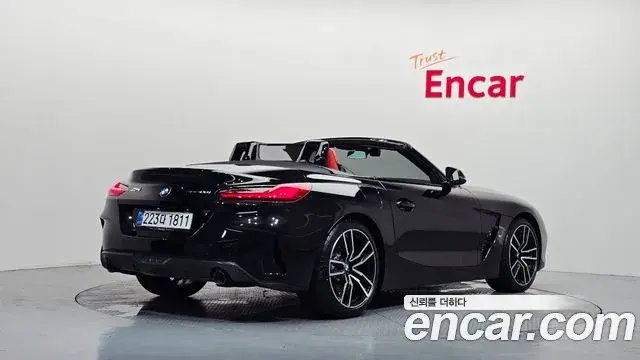 BMW Z4 2025 — Фото 2/20
