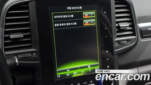 Renault Samsung QM6 2019 — ფოტო 23/31