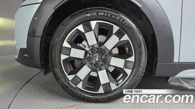 Mini Cooper Countryman 2022 — Photo 4/20