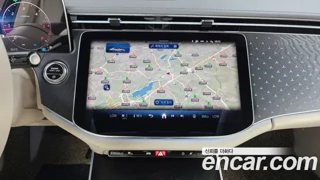 Mercedes-Benz E-Class 2024 — Photo 14/20