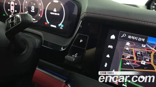Porsche Panamera 2025 — ფოტო 11/20
