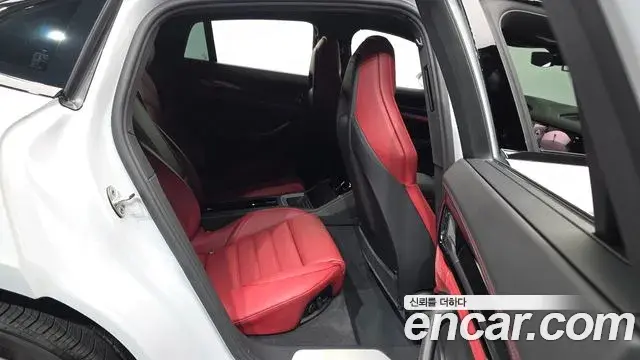 Porsche Panamera 2025 — ფოტო 6/20
