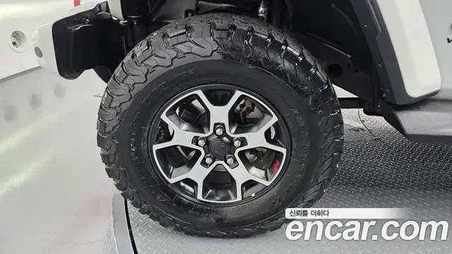 Jeep Wrangler 2020 — Фото 5/20