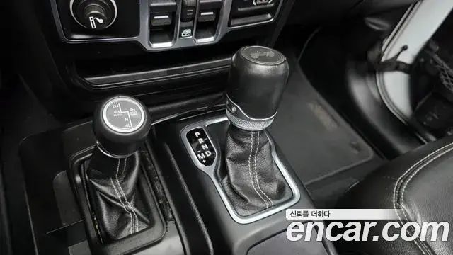 Jeep Wrangler 2020 — Фото 9/20