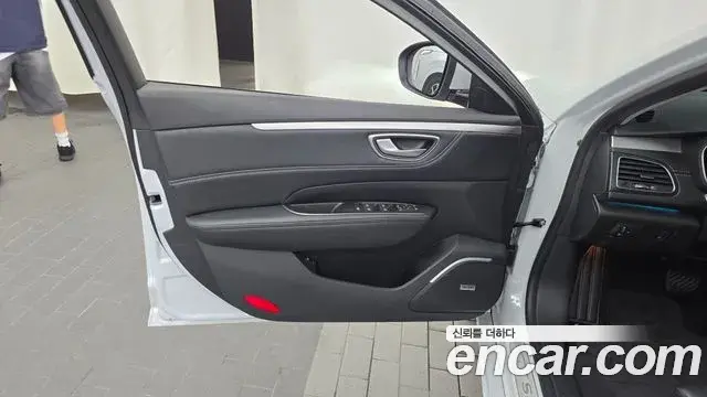 Renault Samsung SM6 2022 — Şəkil 30/33