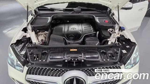 Mercedes-Benz GLE-Class 2021 — Фото 6/20