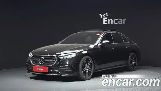 Mercedes-Benz E-Class 2025 — ფოტო 1/20