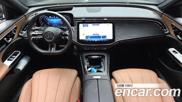 Mercedes-Benz E-Class 2025 — ფოტო 7/20