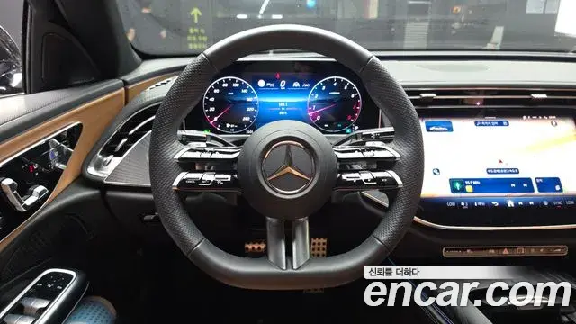 Mercedes-Benz E-Class 2025 — ფოტო 13/20