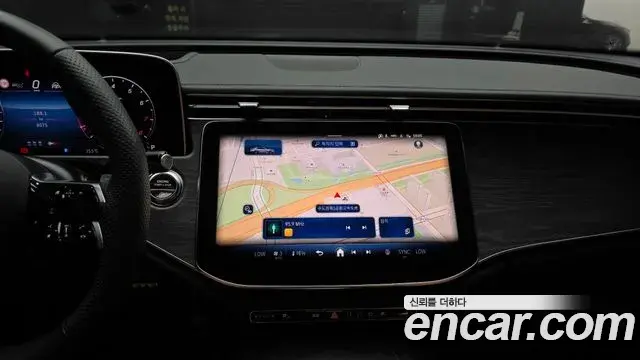 Mercedes-Benz E-Class 2025 — ფოტო 14/20