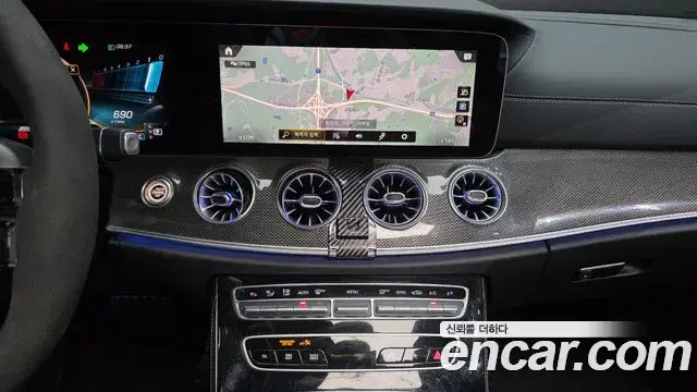 Mercedes-Benz E-Class 2022 — Фото 13/20