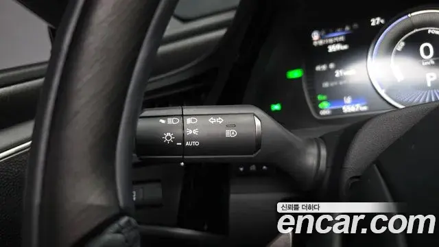Lexus ES300h 2025 — Şəkil 14/46
