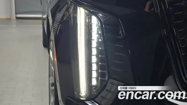 Cadillac Escalade 2025 — ფოტო 9/38