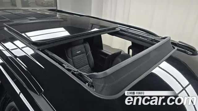 Cadillac Escalade 2025 — ფოტო 10/38
