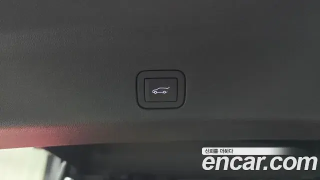 Cadillac Escalade 2025 — ფოტო 20/38