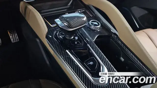 Renault Samsung Grand Koleos 2025 — Photo 32/33