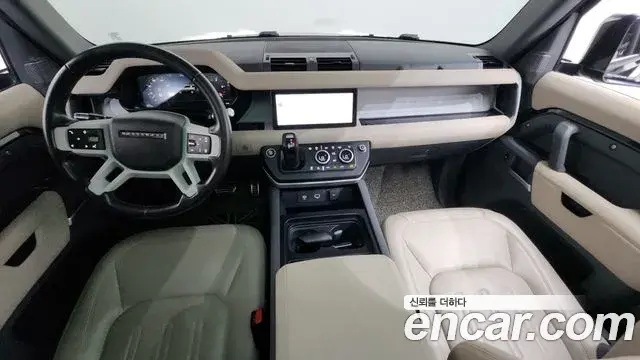 Land Rover Defender 2022 — Фото 7/20