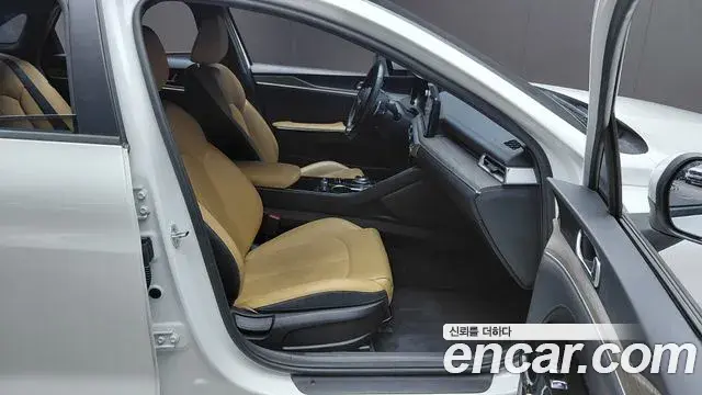 Kia K5 2021 — Şəkil 5/29