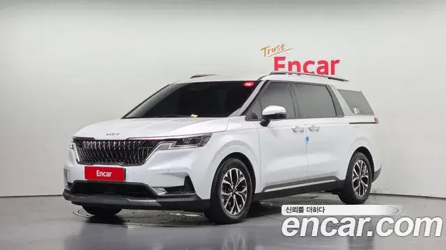 Kia Carnival 2022 — Фото 1/20