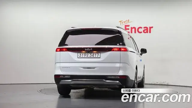 Kia Carnival 2022 — Фото 4/20