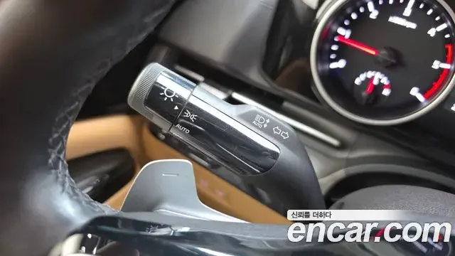 Kia Carnival 2022 — Фото 15/20