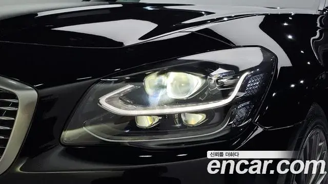 Kia The K9 2018 — Şəkil 17/34
