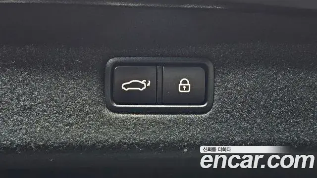 Kia The K9 2018 — Şəkil 30/34