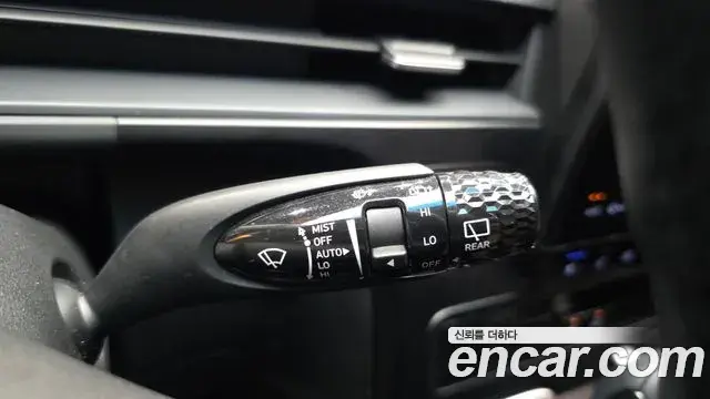 Hyundai Staria 2025 — Фото 18/20