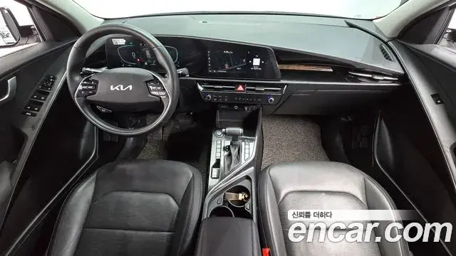 Kia Niro 2022 — Фото 7/20