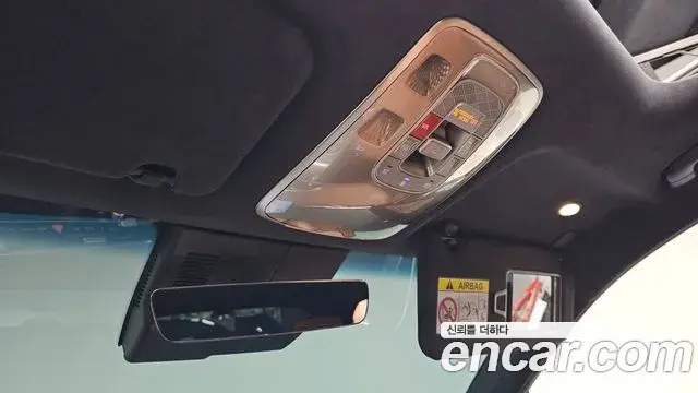Genesis GV70 2025 — ფოტო 23/33