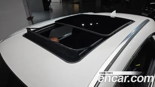 Genesis GV70 2025 — ფოტო 17/33