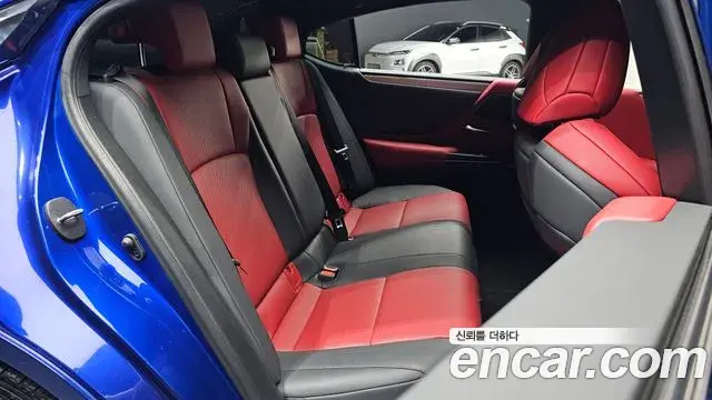 Lexus ES300h 2022 — Şəkil 6/30