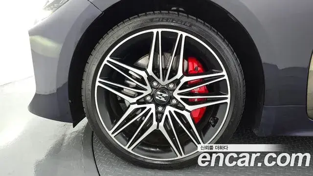 Kia Stinger 2020 — Фото 5/20