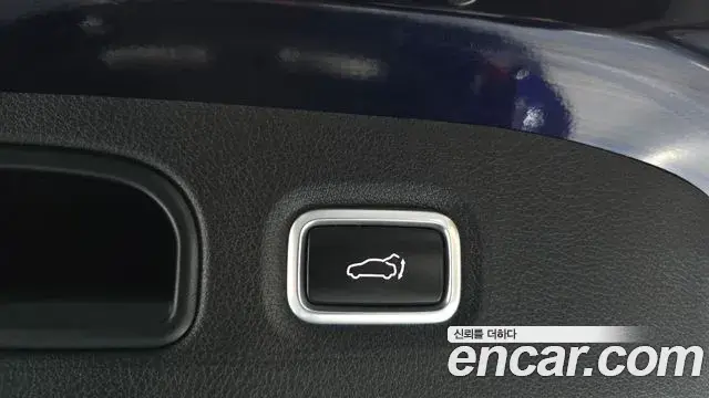 Kia Stinger 2020 — Фото 18/20