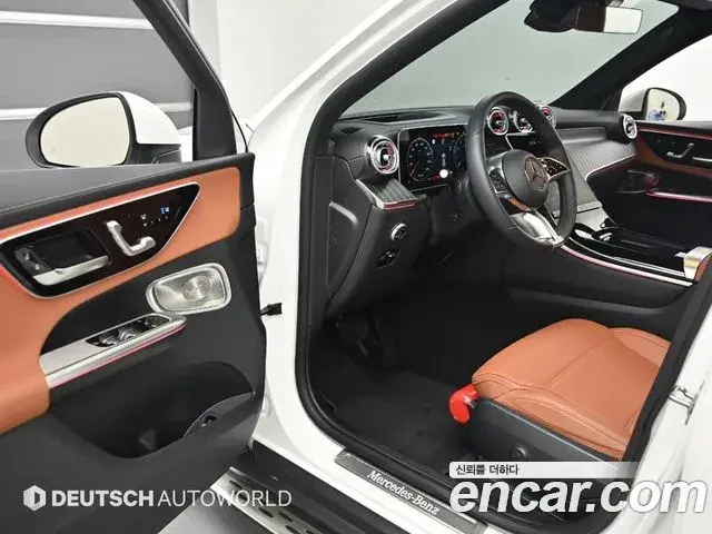 Mercedes-Benz GLC-Class 2024 — Фото 11/20