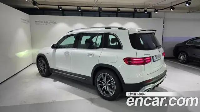 Mercedes-Benz GLB-Class 2026 — Фото 2/20
