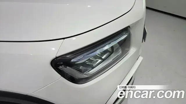 Mercedes-Benz GLB-Class 2026 — Фото 12/20