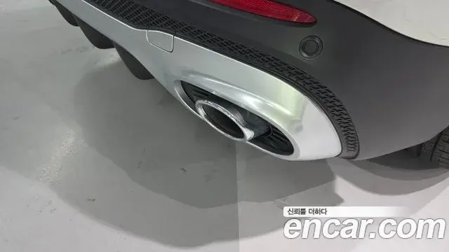 Mercedes-Benz GLB-Class 2026 — Photo 11/20