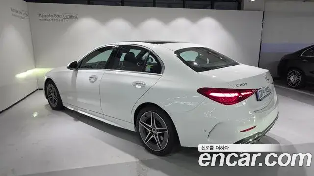 Mercedes-Benz C-Class 2026 — ფოტო 3/20