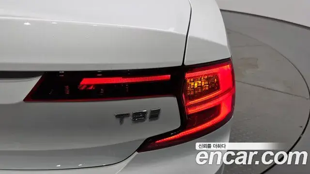 Volvo S90 2019 — Photo 2/32