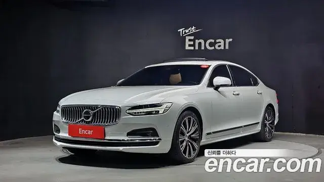 Volvo S90 2022 — Фото 1/20