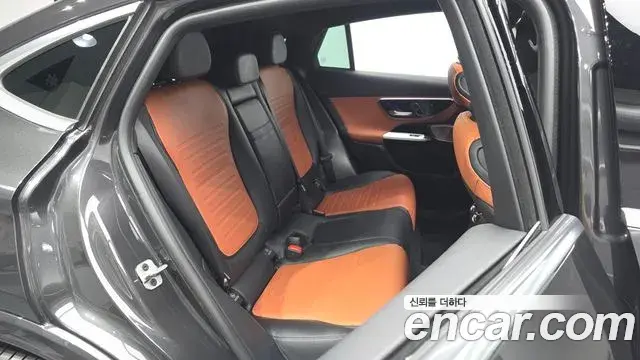 Mercedes-Benz GLC-Class 2024 — Фото 11/20