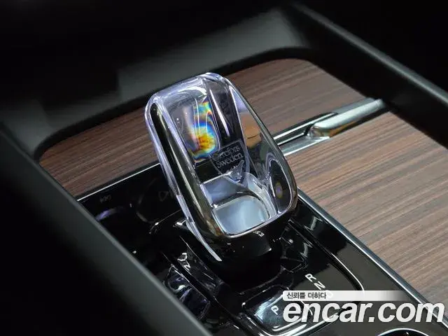 Volvo V60 Cross Country 2025 — Photo 8/20