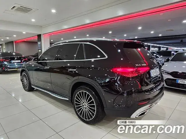 Mercedes-Benz GLC-Class 2023 — Фото 2/20