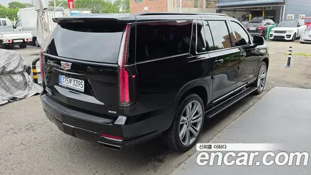Cadillac Escalade 2025 — Photo 25/41